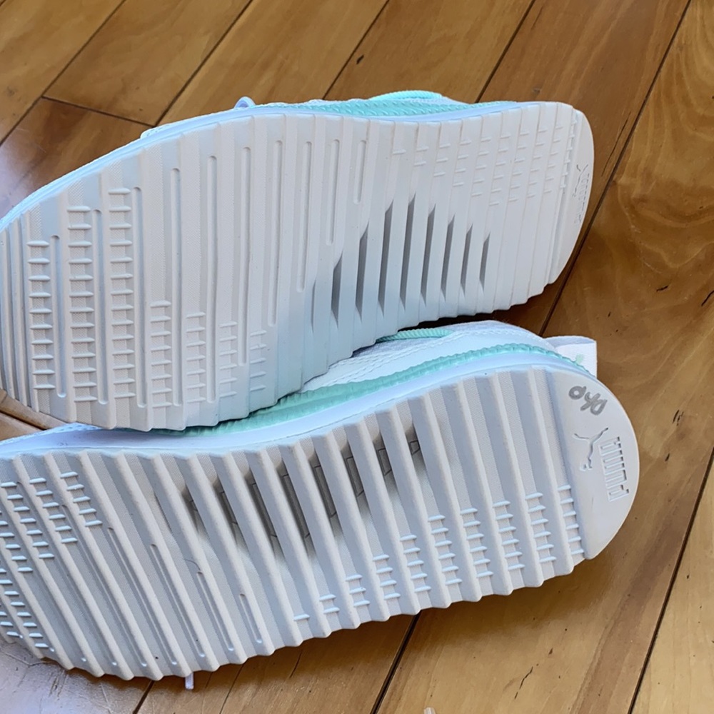 Puma Shoes - Picture 2 of 4